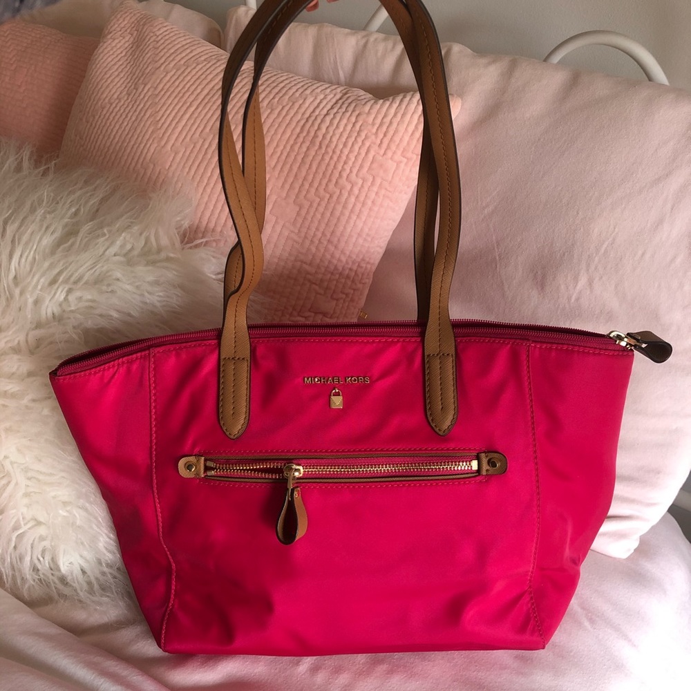 Micheal Kors Tote